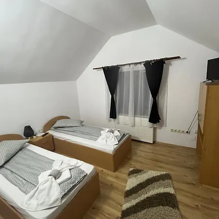 Casa Ariana 乡村民宿 Poiana Aiudului